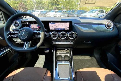 Night Black 2026 Mercedes-Benz GLA 250 4MATIC