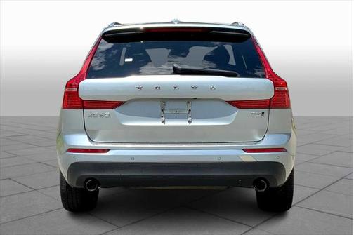 2018 Volvo XC60 T5 Momentum