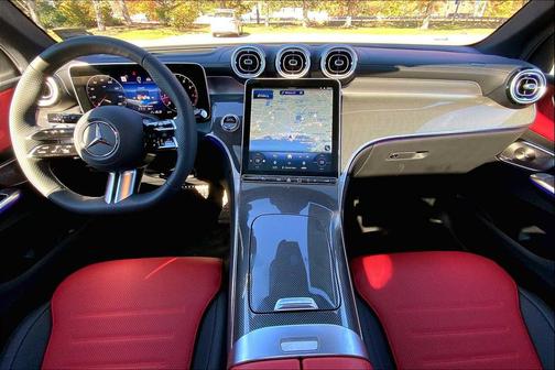 2026 Mercedes-Benz GLC 300 4MATIC