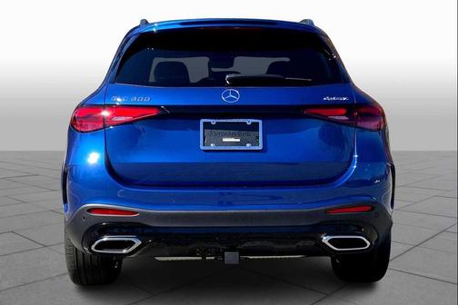 2026 Mercedes-Benz GLC 300 4MATIC