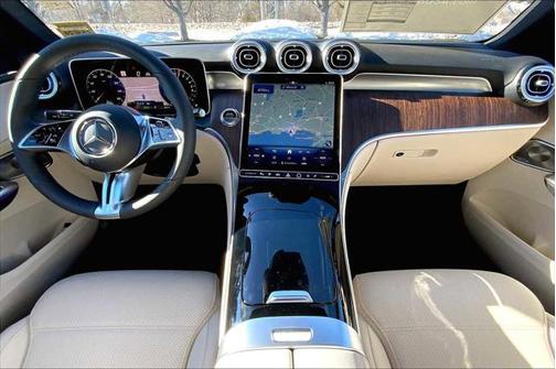 2025 Mercedes-Benz GLC 350e Base
