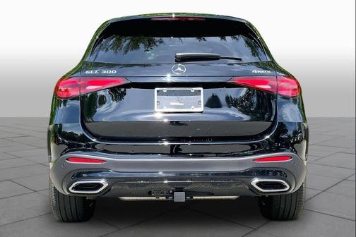 Black 2024 Mercedes-Benz GLC 300 4MATIC