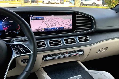 2025 Mercedes-Benz GLS 450 4MATIC