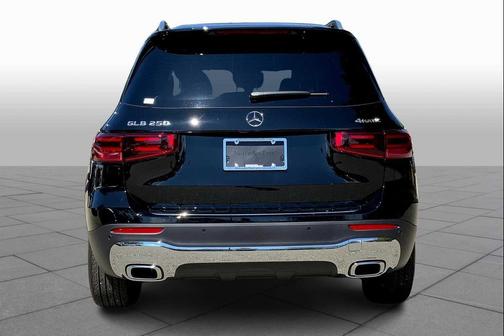Night Black 2026 Mercedes-Benz GLB 250 4MATIC