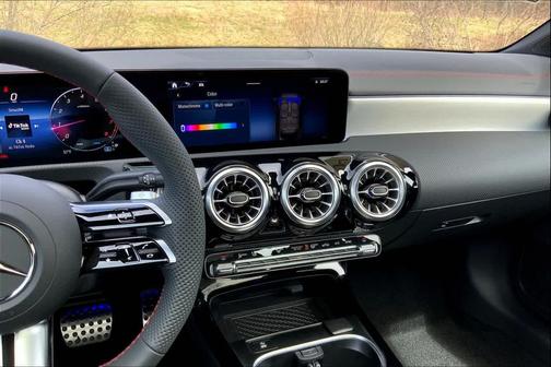 2024 Mercedes-Benz CLA 250 4MATIC