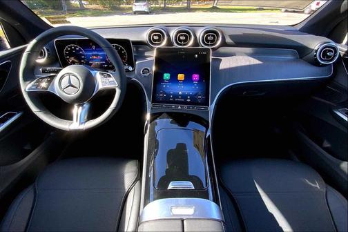 2026 Mercedes-Benz GLC 300 4MATIC