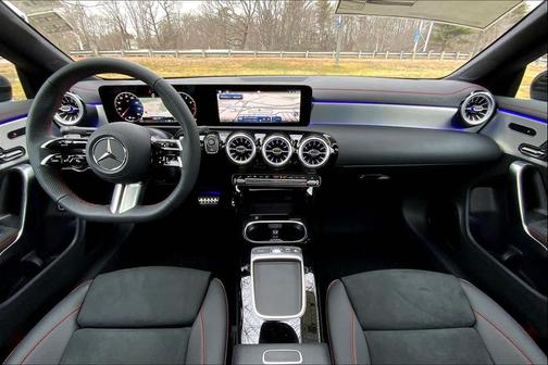 Cirrus Silver Metallic 2025 Mercedes-Benz CLA 250 4MATIC