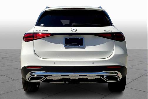 2026 Mercedes-Benz GLC 300 4MATIC