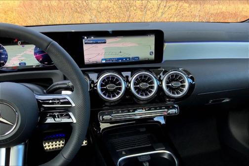 2024 Mercedes-Benz CLA 250 4MATIC
