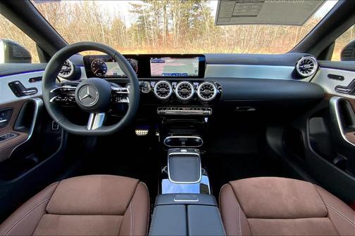 2024 Mercedes-Benz CLA 250 4MATIC