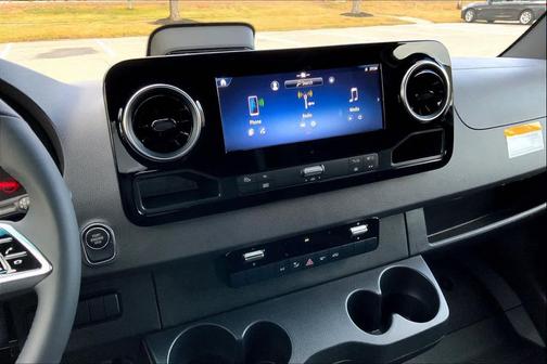 2025 Mercedes-Benz Sprinter 2500 High Roof