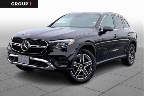 Obsidian Black Metallic 2026 Mercedes-Benz GLC 300 4MATIC