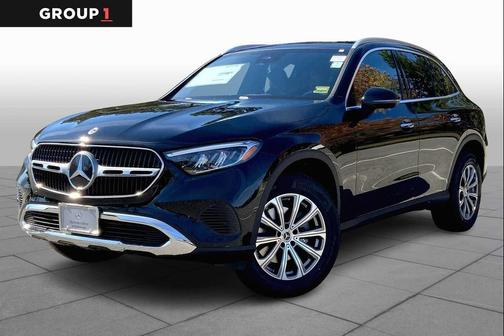 040/Black 2026 Mercedes-Benz GLC 300 4MATIC