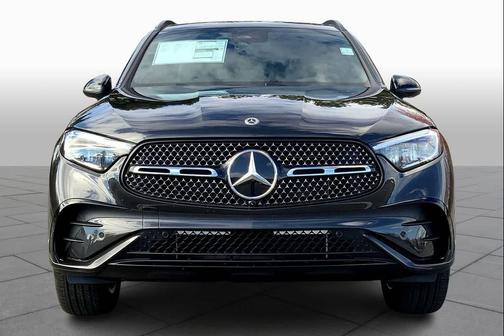 Graphite Grey Metallic 2026 Mercedes-Benz GLC 300 4MATIC
