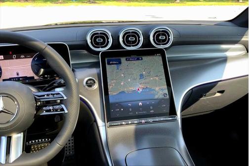 2025 Mercedes-Benz GLC 350e Base