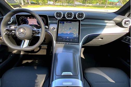 2025 Mercedes-Benz GLC 350e Base