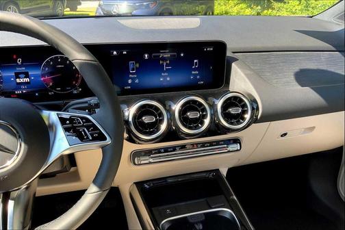 Night Black 2026 Mercedes-Benz GLA 250 4MATIC