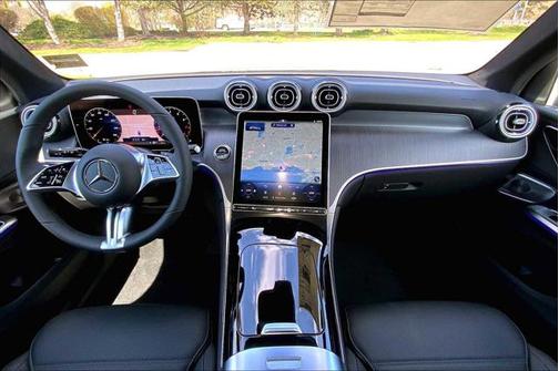 2025 Mercedes-Benz GLC 300 4MATIC