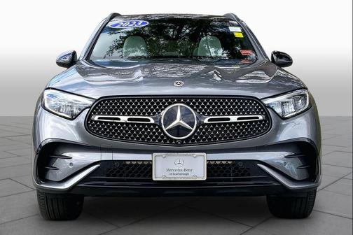 Selenite Grey Metallic 2023 Mercedes-Benz GLC 300 4MATIC