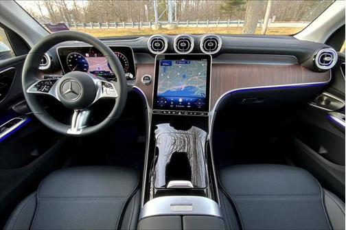 2025 Mercedes-Benz GLC 350e Base