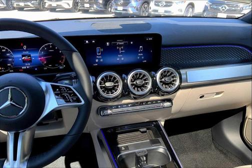 2026 Mercedes-Benz GLB 250 4MATIC