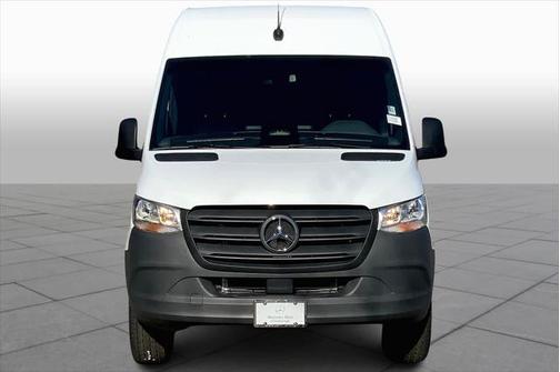 2025 Mercedes-Benz Sprinter 2500 Standard Roof