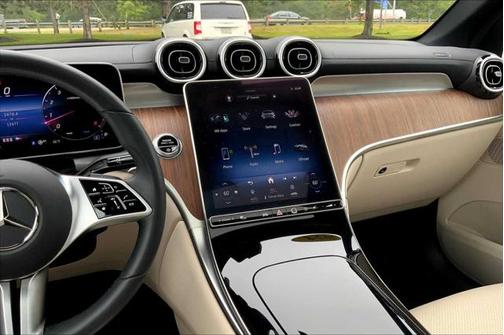 2024 Mercedes-Benz GLC 300 4MATIC