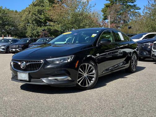 2018 Buick Regal Sportback Essence