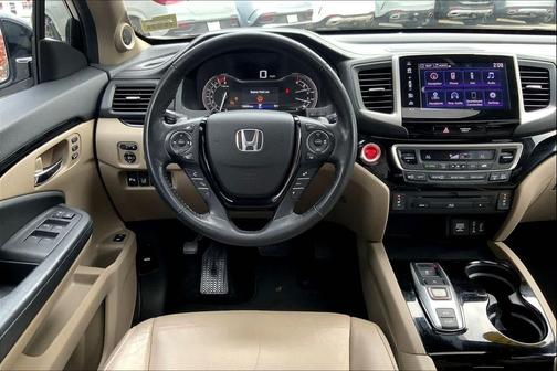 2017 Honda Pilot Touring