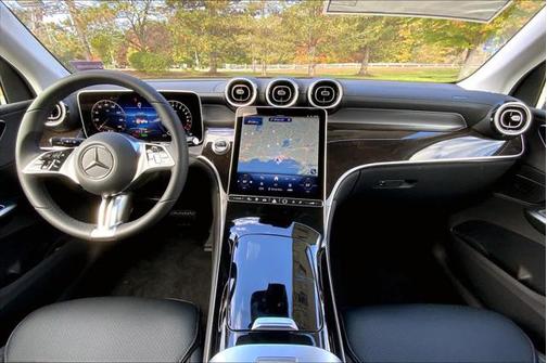 2025 Mercedes-Benz GLC 350e Base