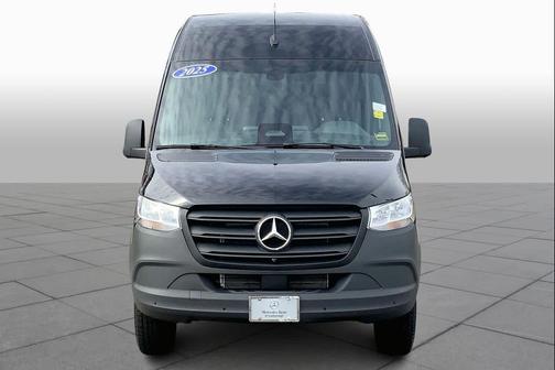 2025 Mercedes-Benz Sprinter 2500 Standard Roof