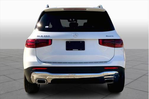 2025 Mercedes-Benz GLB 250 4MATIC
