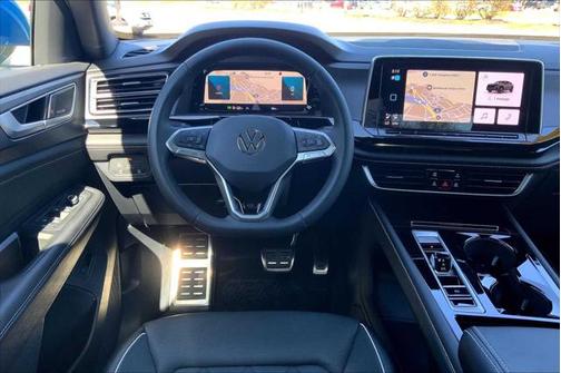 2024 Volkswagen Atlas Cross Sport 2.0T SEL Premium