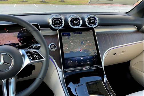 2026 Mercedes-Benz GLC 300 4MATIC