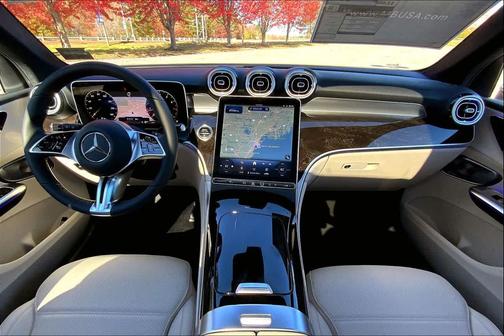 2026 Mercedes-Benz GLC 300 4MATIC