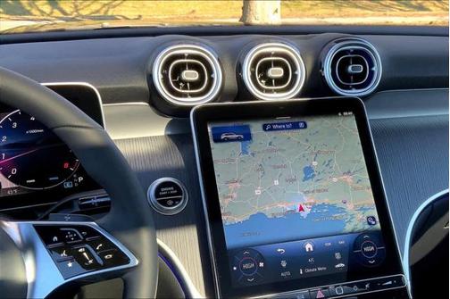 2025 Mercedes-Benz GLC 300 4MATIC