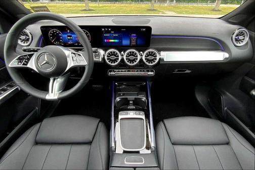 2025 Mercedes-Benz GLB 250 4MATIC