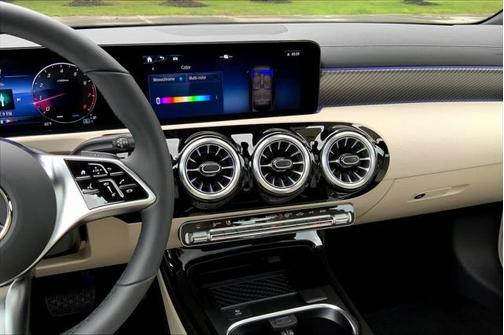 2025 Mercedes-Benz CLA 250 4MATIC