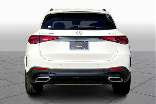 2025 Mercedes-Benz GLC 300 4MATIC