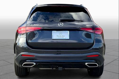 2026 Mercedes-Benz GLC 300 4MATIC