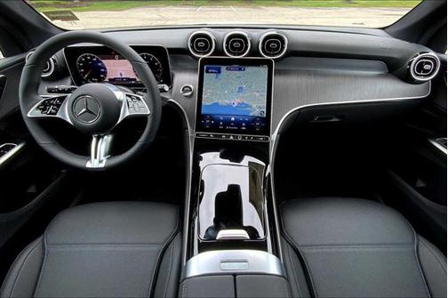 2025 Mercedes-Benz GLC 300 4MATIC