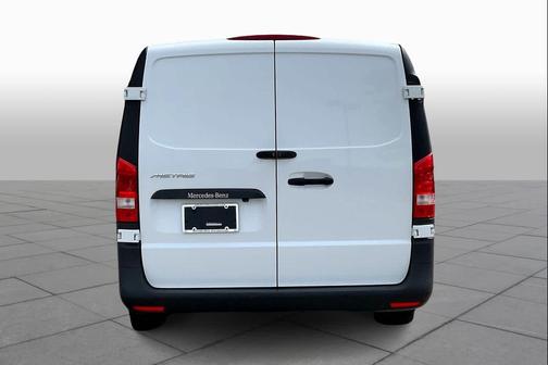 2020 Mercedes-Benz Metris Base