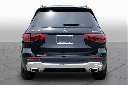 Night Black 2026 Mercedes-Benz GLB 250 4MATIC