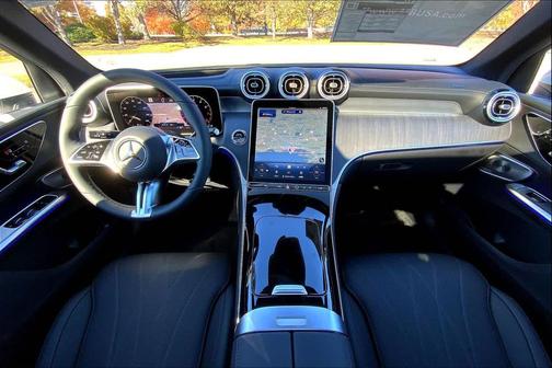 2026 Mercedes-Benz GLC 300 4MATIC