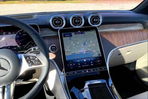 2026 Mercedes-Benz GLC 300 4MATIC