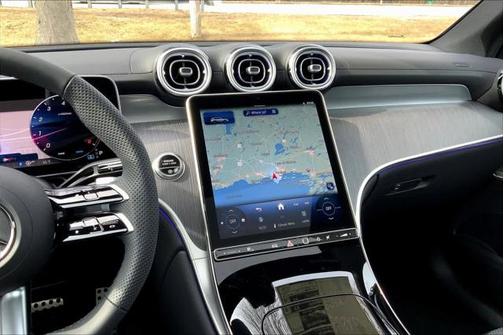 2025 Mercedes-Benz GLC 300 4MATIC