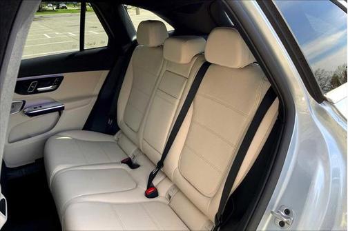 2025 Mercedes-Benz GLC 350e Base