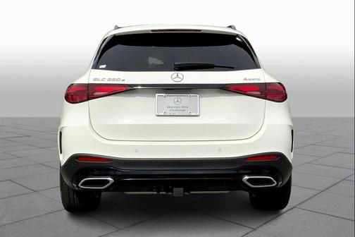 2026 Mercedes-Benz GLC 350e Base