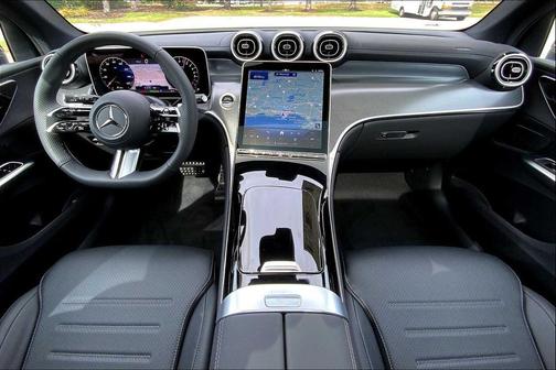 2026 Mercedes-Benz GLC 350e Base