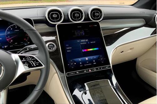2025 Mercedes-Benz GLC 300 4MATIC